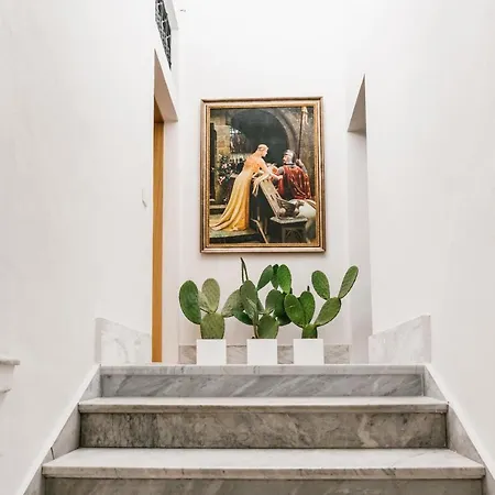 Etnea Suite 270-2